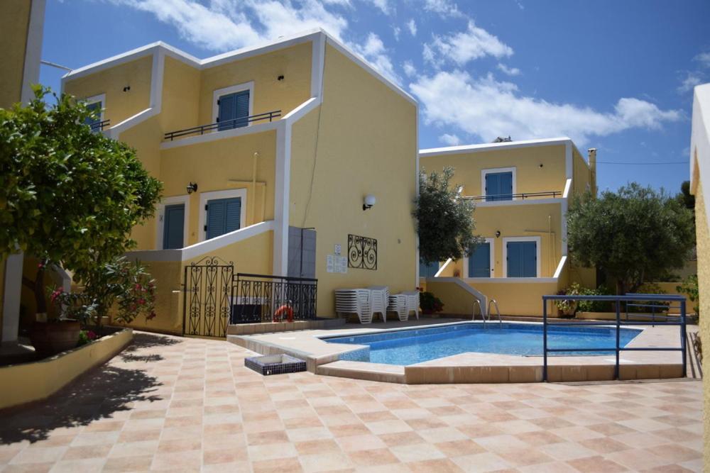 Esperides Maisonettes Agia Marina  Esterno foto